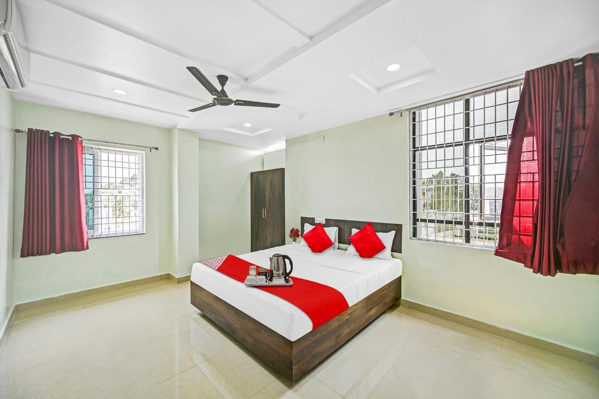 Hotel O Vrk Residency Kurmannapalem 외부 사진