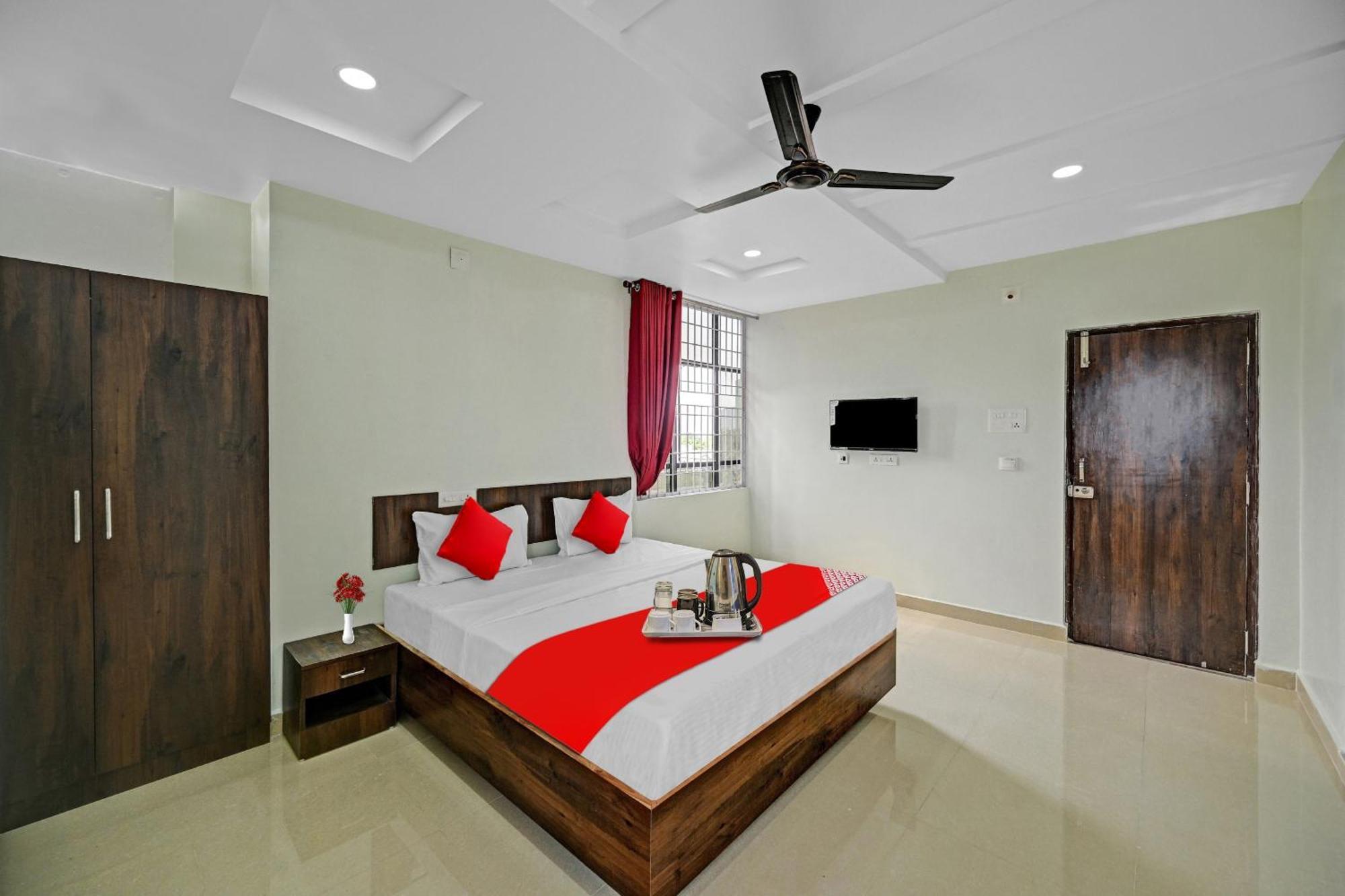 Hotel O Vrk Residency Kurmannapalem 외부 사진