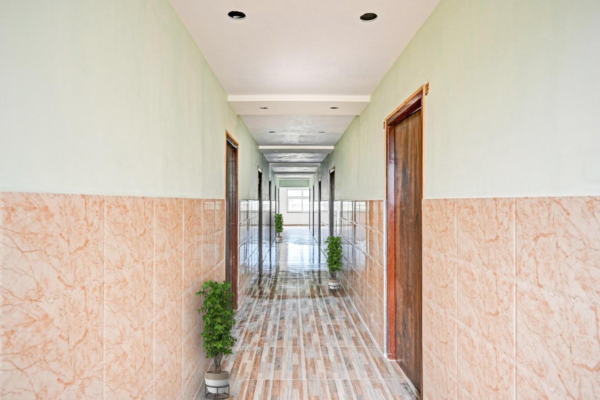 Hotel O Vrk Residency Kurmannapalem 외부 사진